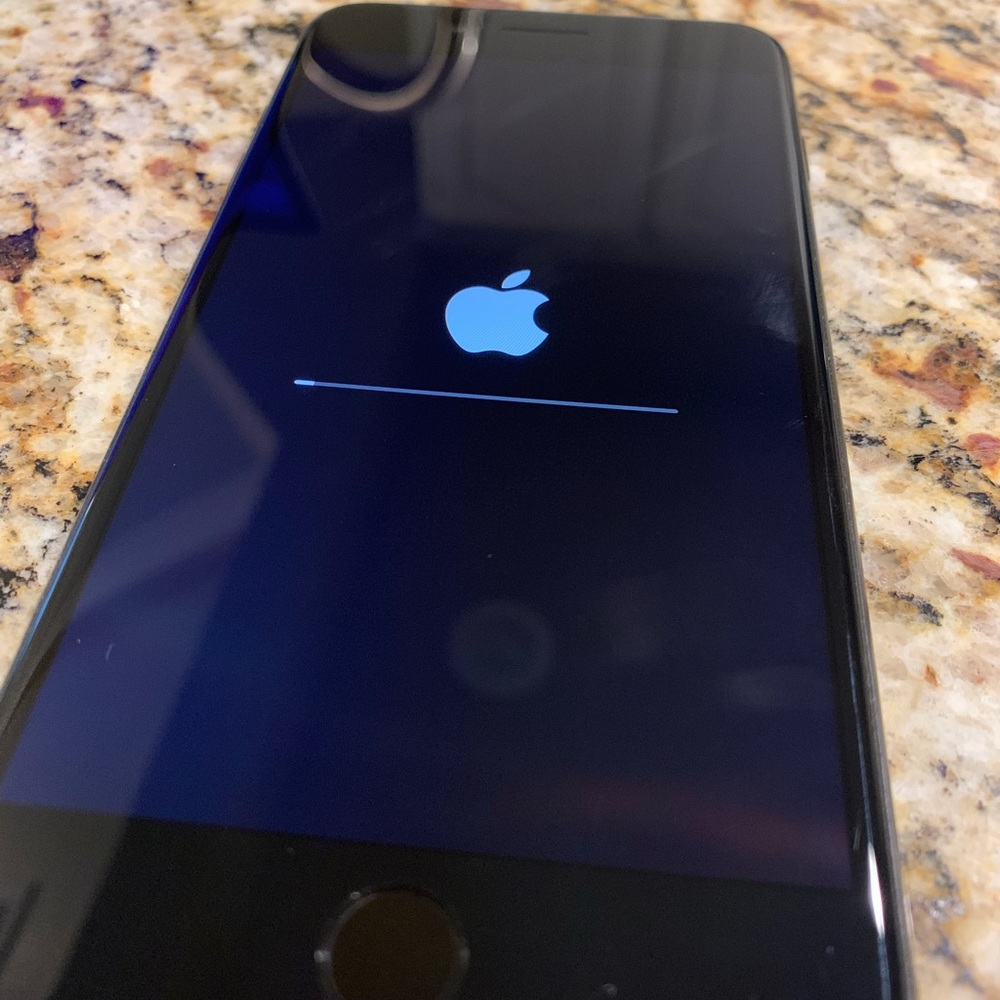 SOLD! Apple iPhone black 7 plus 32 GB. Tmobile!